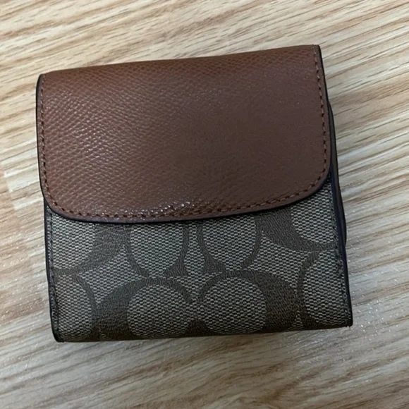 Coach Original Brown-tan SIGNATURE COATED CANVAS Wallet EUC-AUTHENTIC🍂 - Picture 10 of 13